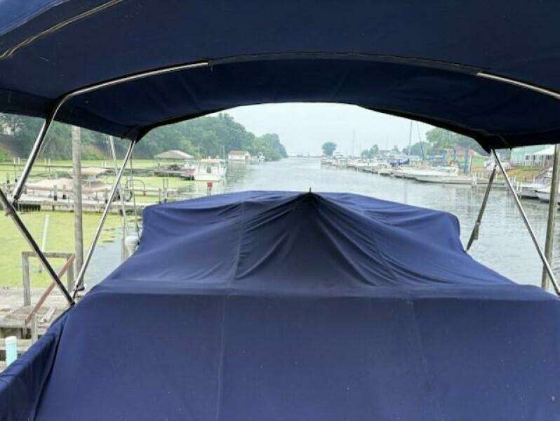 Summer Suite 36ft Grand Banks Yacht For Sale