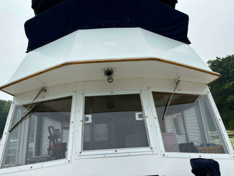 Summer Suite 36ft Grand Banks Yacht For Sale
