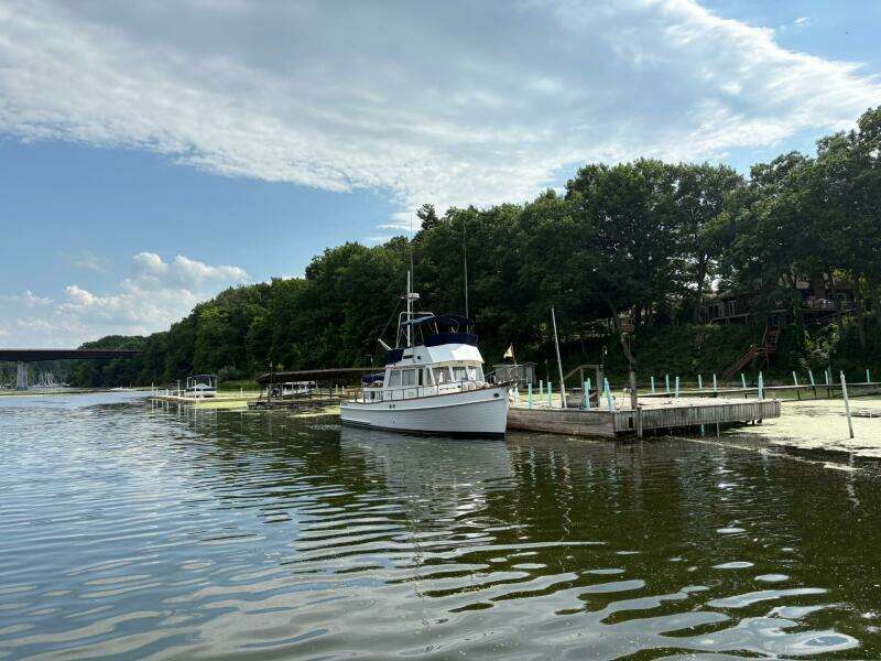 Summer Suite 36ft Grand Banks Yacht For Sale