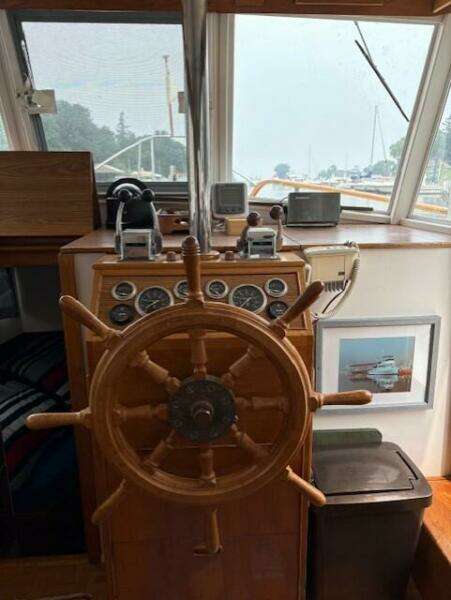 Summer Suite 36ft Grand Banks Yacht For Sale
