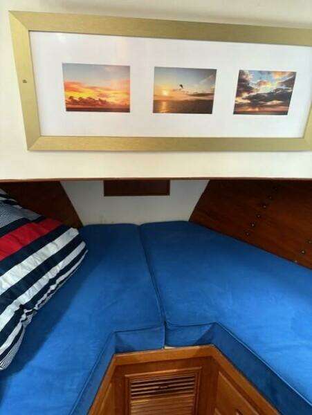 Summer Suite 36ft Grand Banks Yacht For Sale