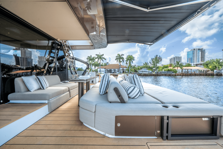 60ft Azimut Yacht For Sale