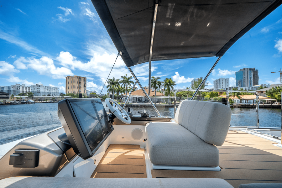 60ft Azimut Yacht For Sale