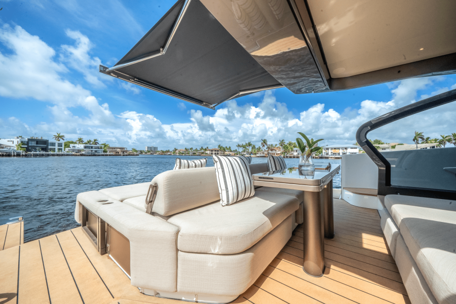 60ft Azimut Yacht For Sale