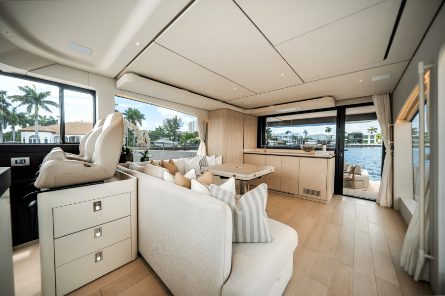 60ft Azimut Yacht For Sale