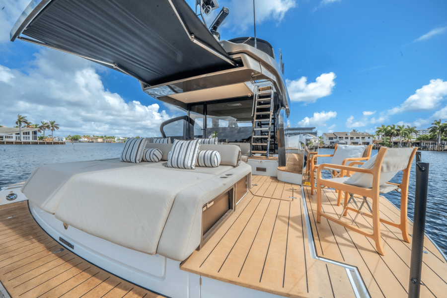 60ft Azimut Yacht For Sale