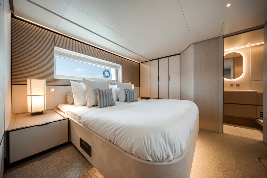 60ft Azimut Yacht For Sale