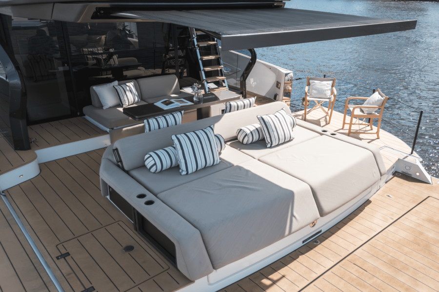 60ft Azimut Yacht For Sale