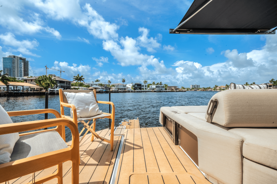 60ft Azimut Yacht For Sale