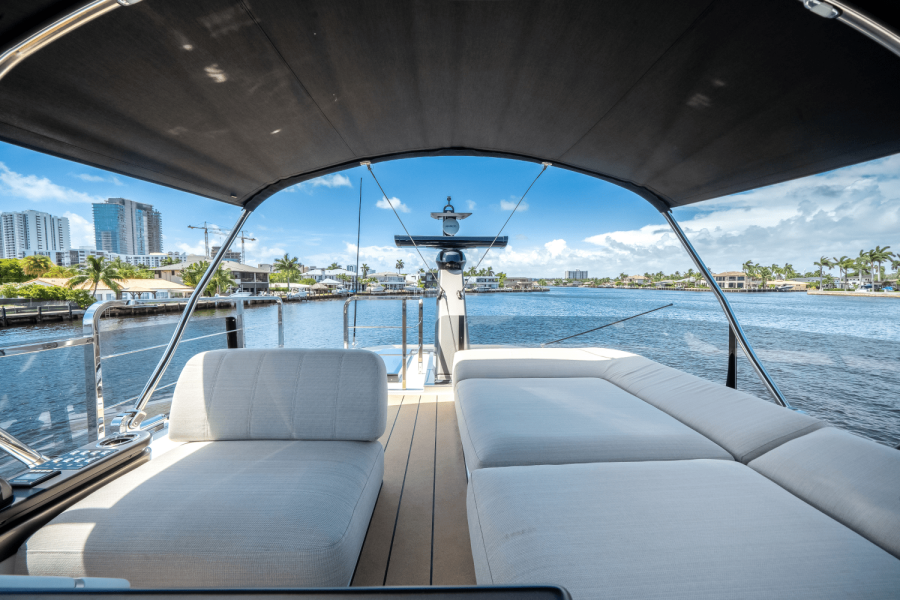 60ft Azimut Yacht For Sale