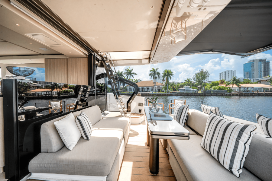60ft Azimut Yacht For Sale
