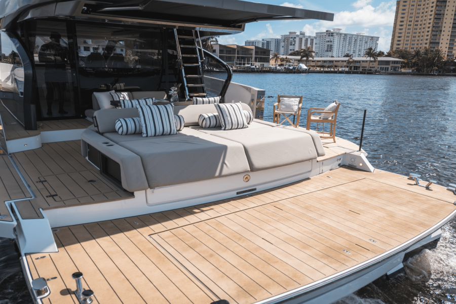 60ft Azimut Yacht For Sale