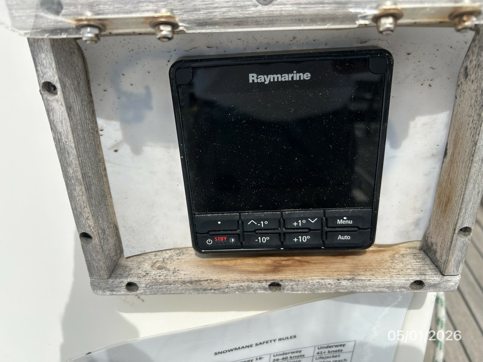 50' Beneteau cockpit electronics1