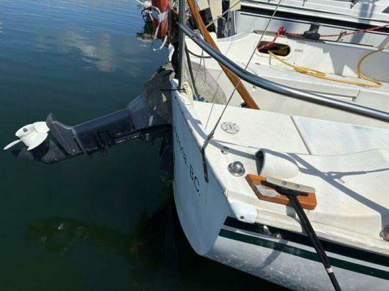 27ft Newport Yacht For Sale