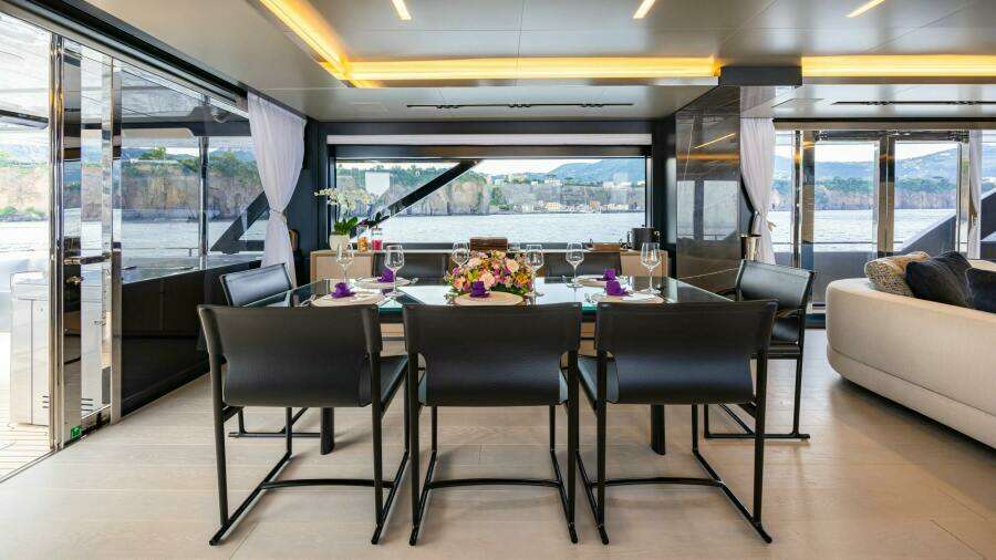 STILE DI VITA 102ft Riva Yacht For Sale