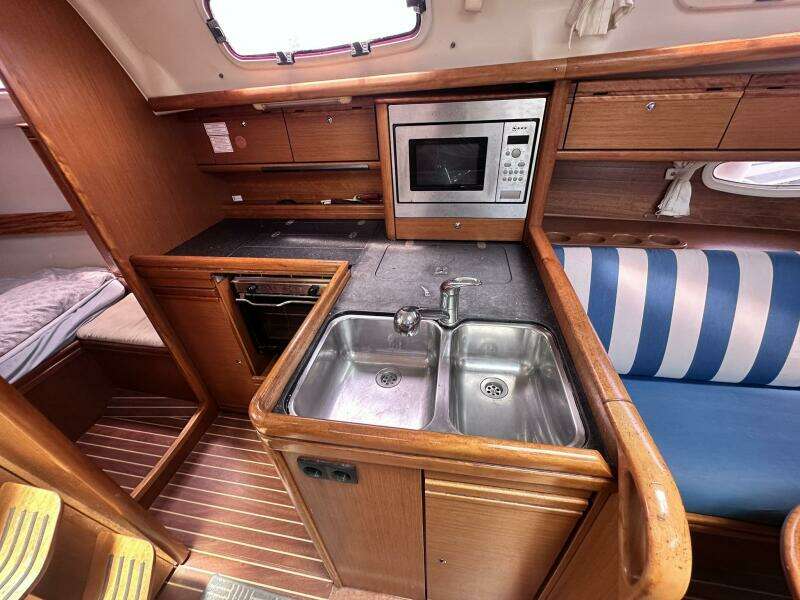 Nossa 34ft Bavaria Yacht For Sale