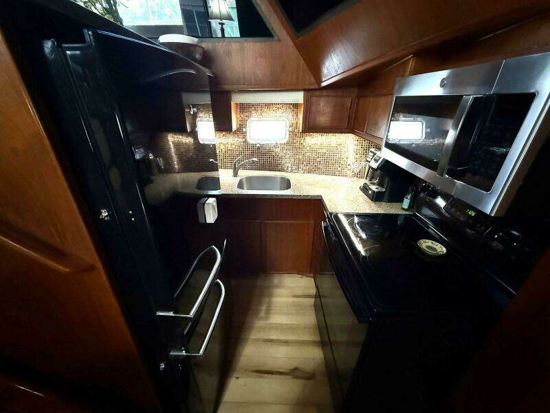 LUV N LIFE 47ft Atlantic Yacht For Sale