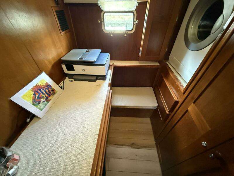 LUV N LIFE 47ft Atlantic Yacht For Sale