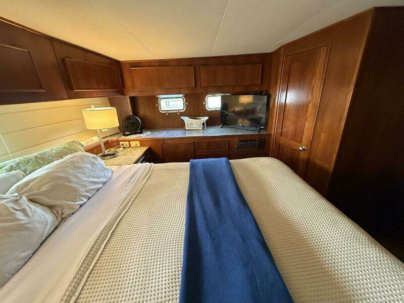 LUV N LIFE 47ft Atlantic Yacht For Sale