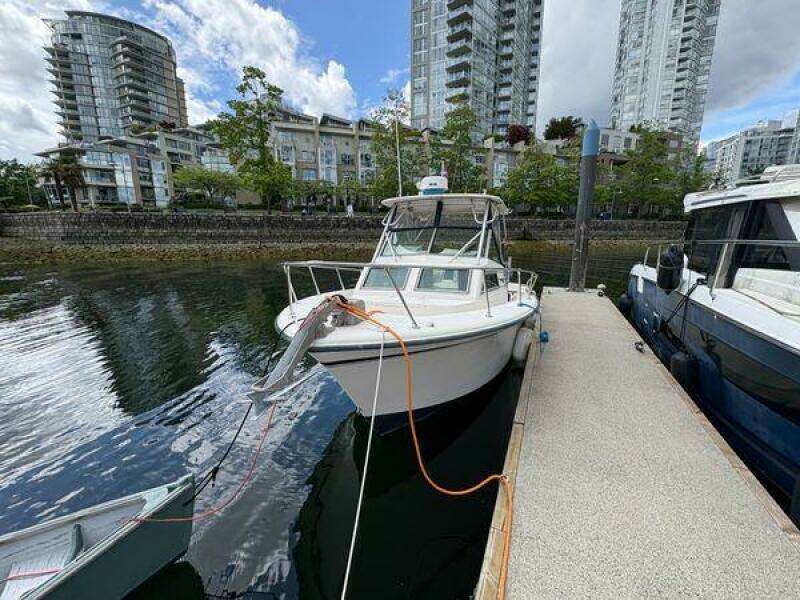25ft Grady White Yacht For Sale