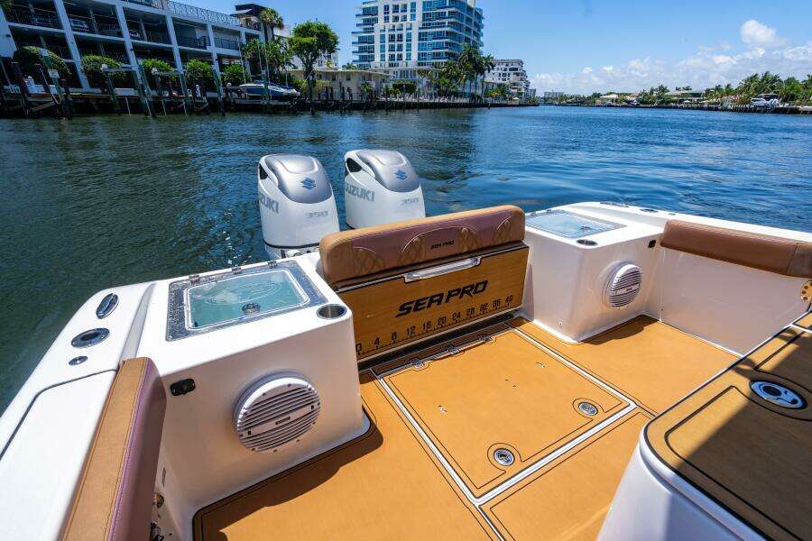 32ft Sea Pro Yacht For Sale