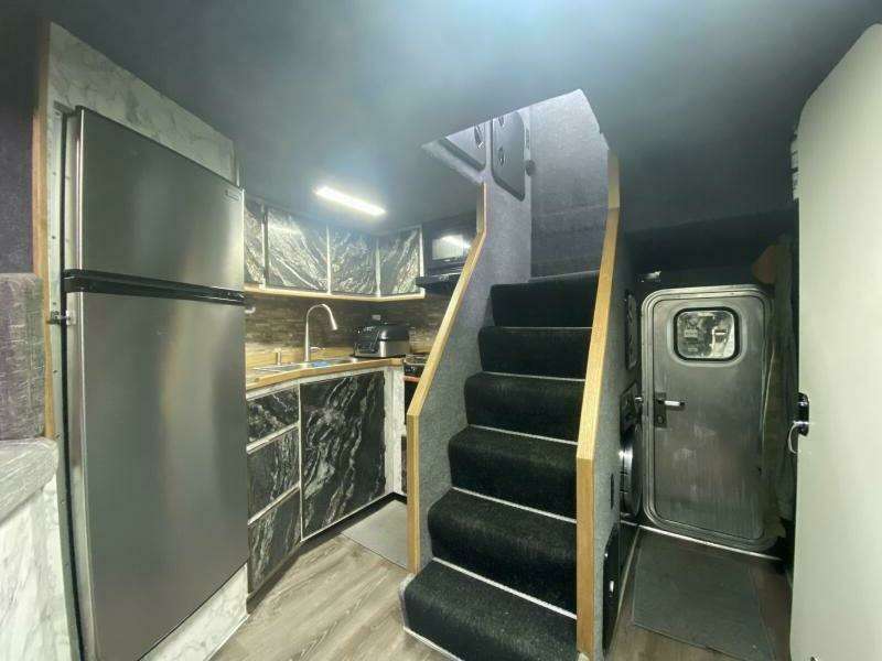 Alliance 32ft Custom Yacht For Sale