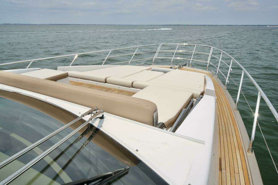 KIKI 66ft Azimut Yacht For Sale