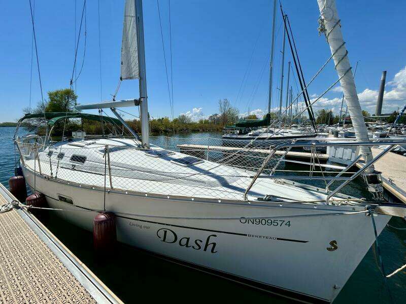 32ft Beneteau Yacht For Sale