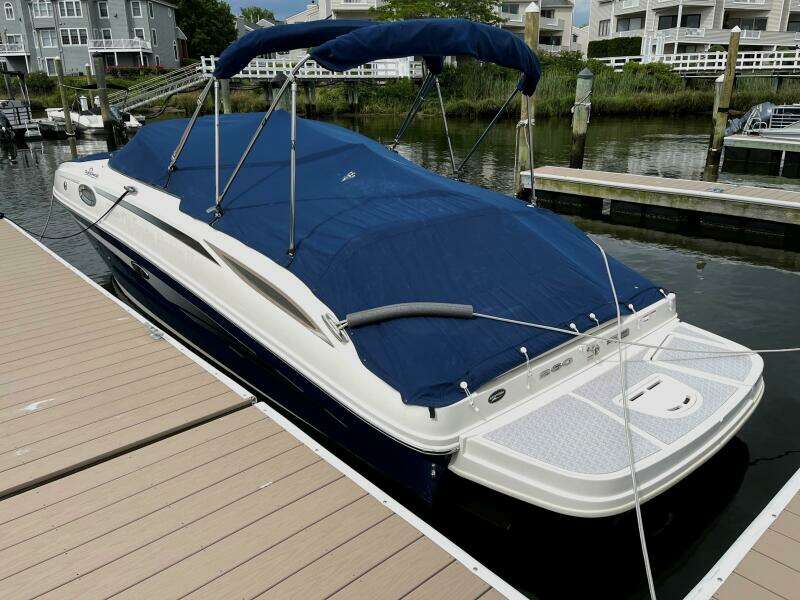 26ft Sea Ray Yacht For Sale