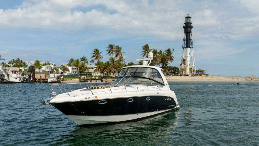 HAPPY OURS 35ft Chaparral Yacht For Sale