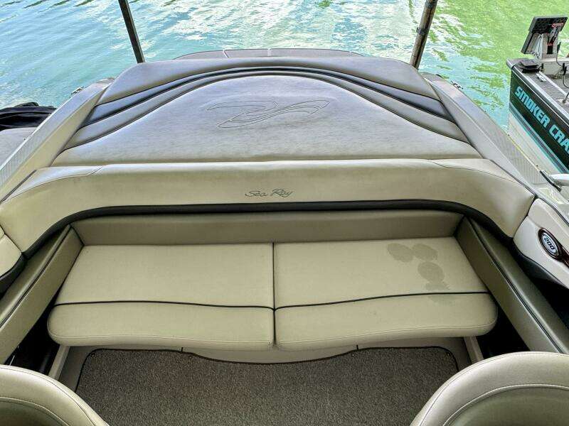 21ft Sea Ray Yacht For Sale