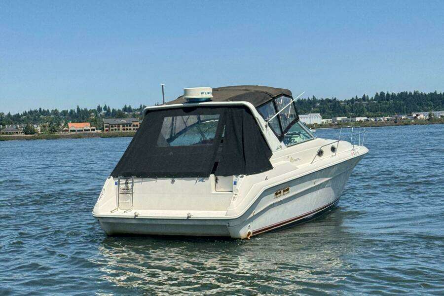 33ft Sea Ray Yacht For Sale