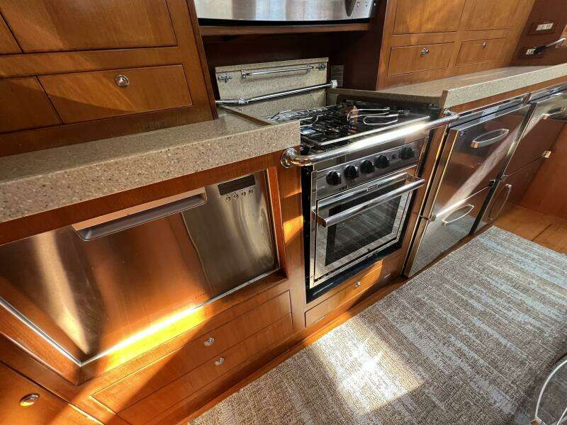 70ft Hylas Yacht For Sale