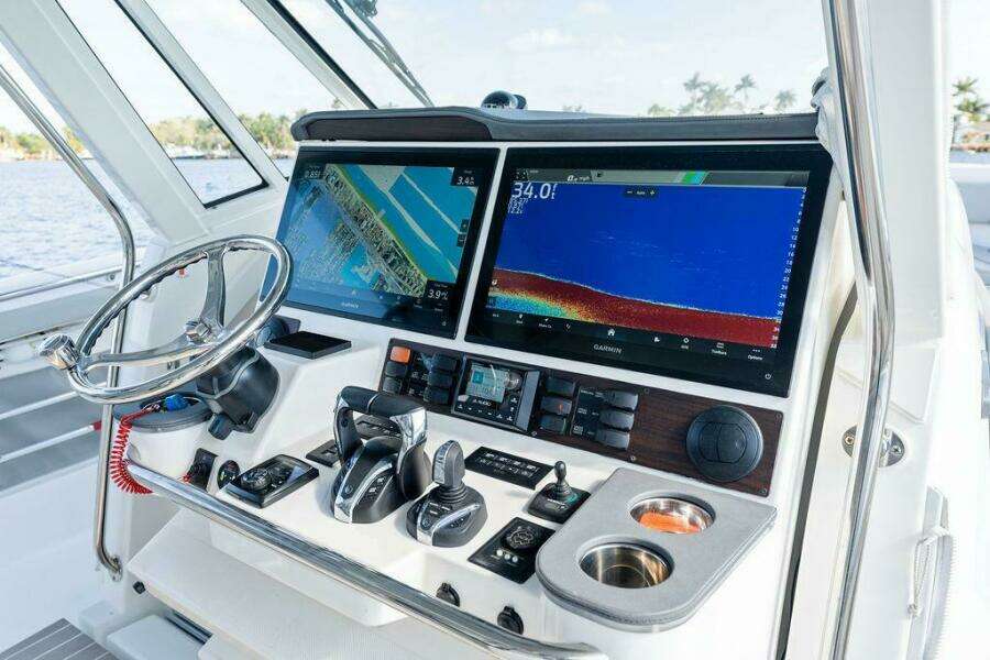 42ft Pursuit Yacht For Sale
