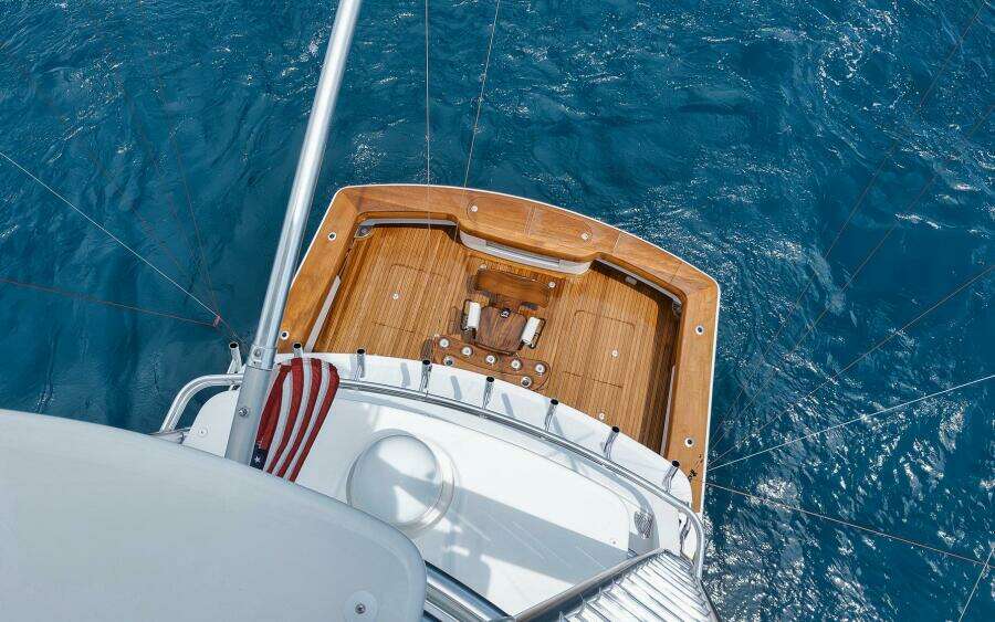 2023 Viking 64 Convertible- SIN PELO- Cockpit
