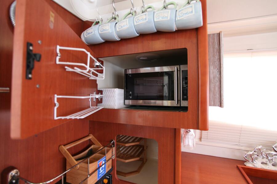 2012 Leopard owners version never in charter