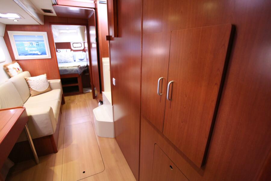 2012 Leopard owners version never in charter