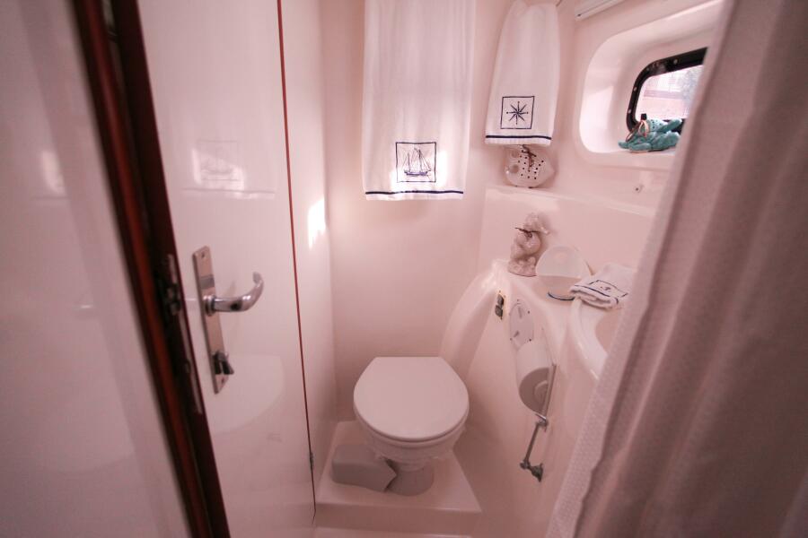 2012 Leopard owners version never in charter