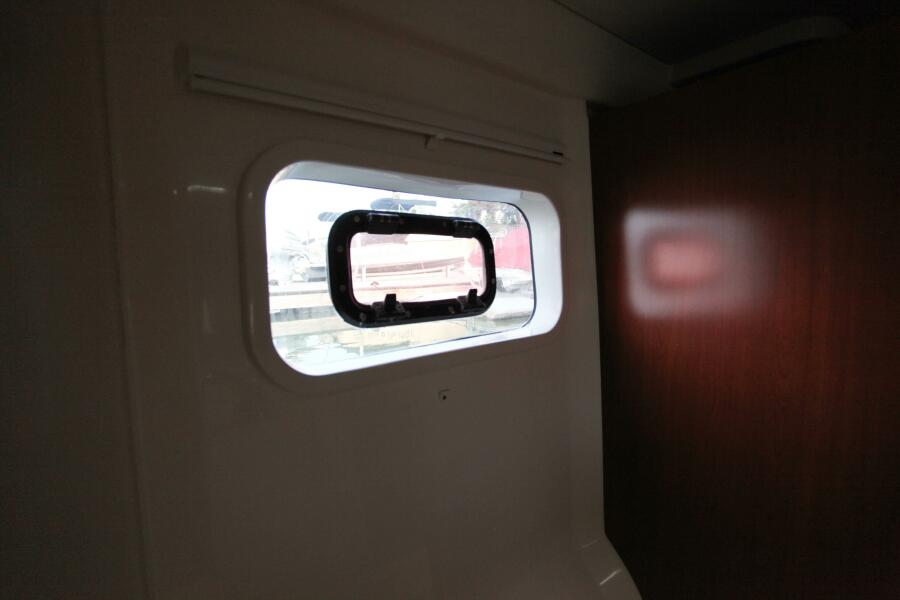 2012 Leopard owners version never in charter