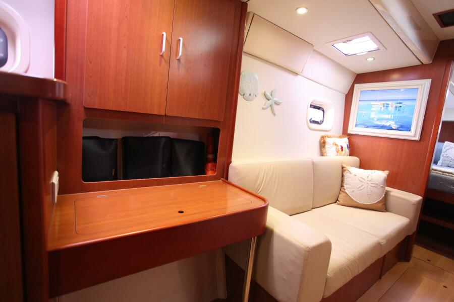 2012 Leopard owners version never in charter