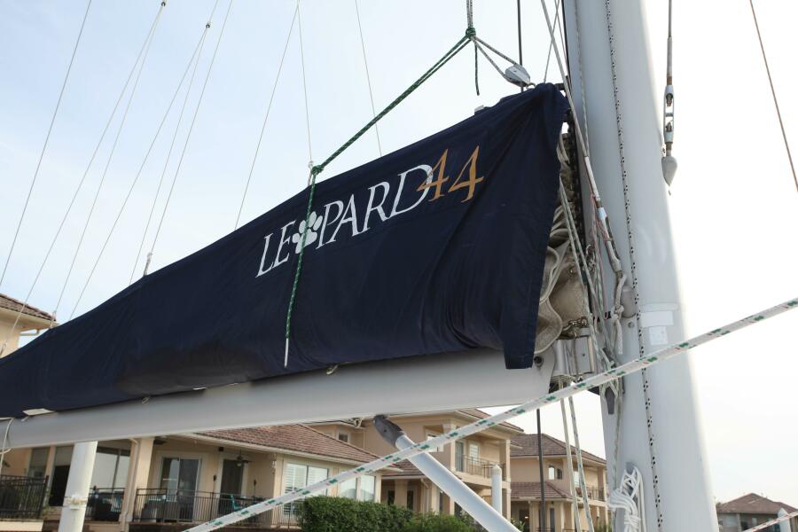 2012 Leopard owners version never in charter