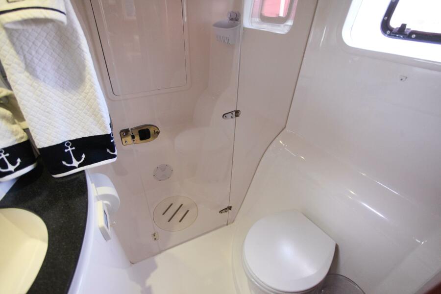 2012 Leopard owners version never in charter