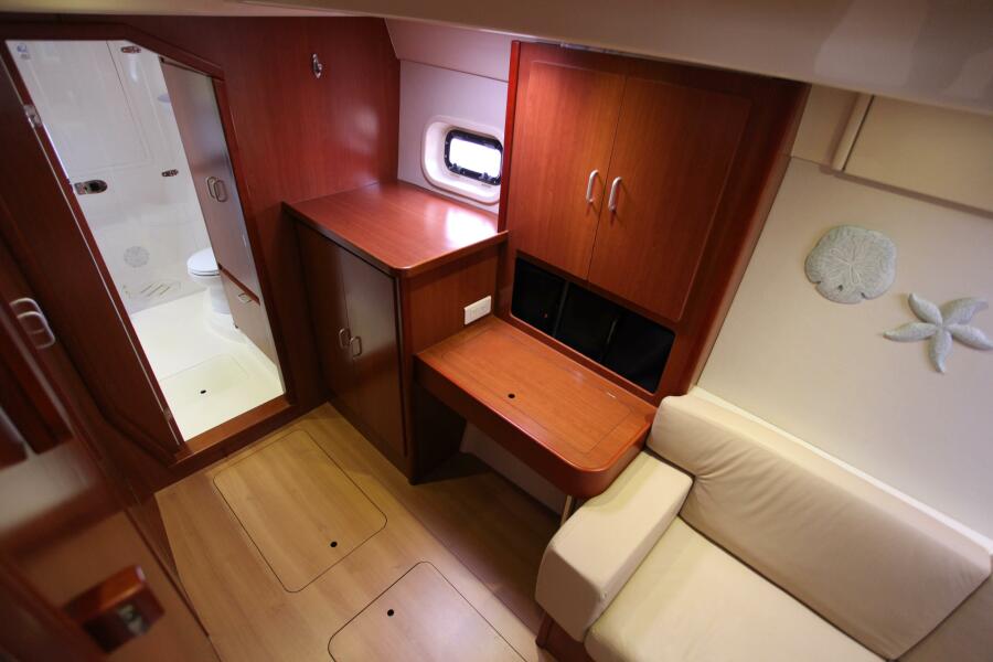 2012 Leopard owners version never in charter