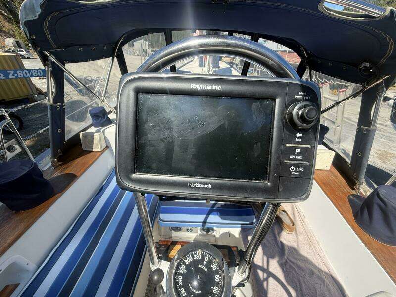 Mayu 40ft Valiant Yacht For Sale