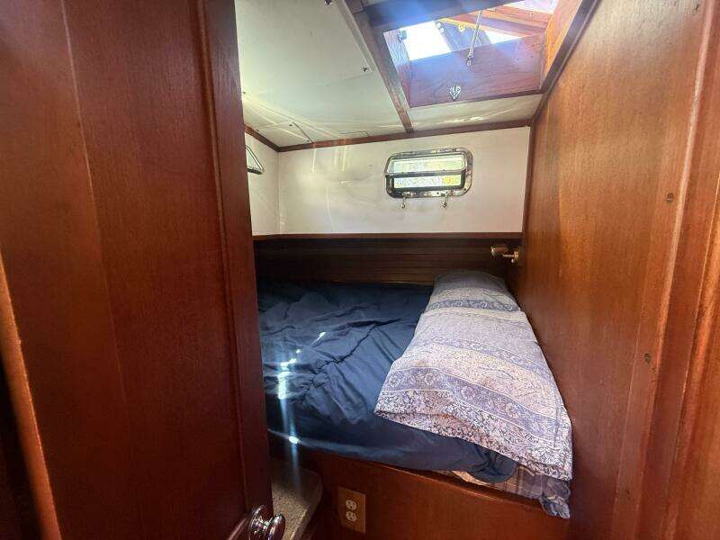 Mayu 40ft Valiant Yacht For Sale