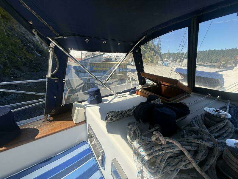 Mayu 40ft Valiant Yacht For Sale