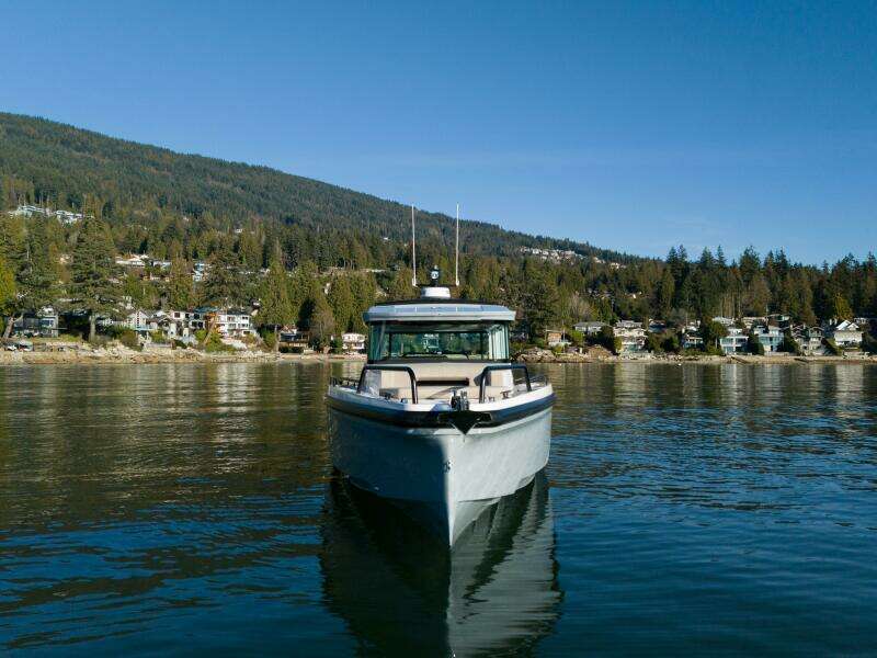 37ft Axopar Yacht For Sale