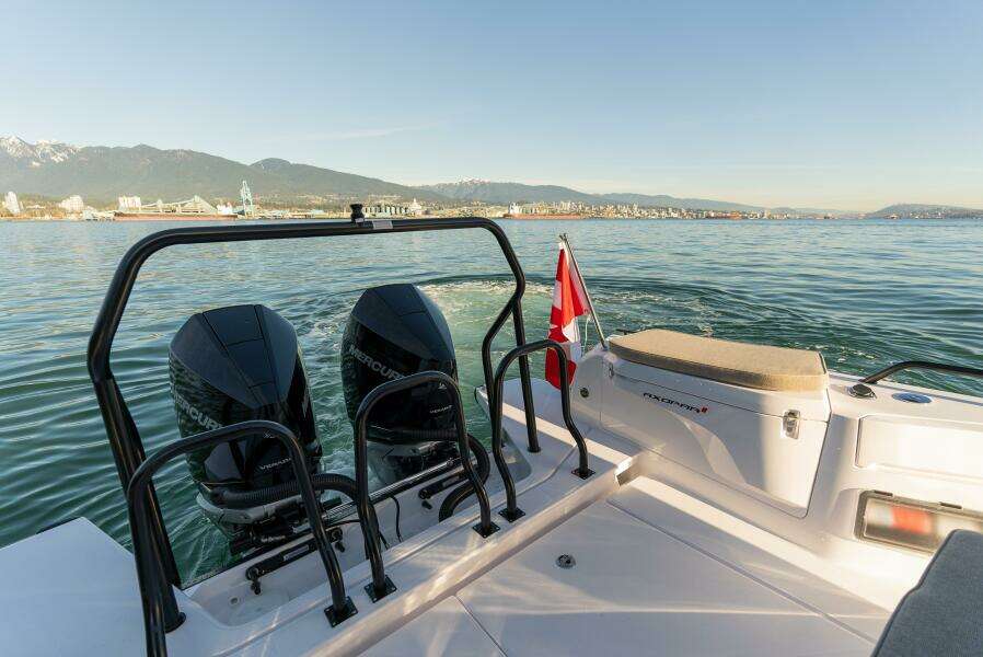37ft Axopar Yacht For Sale