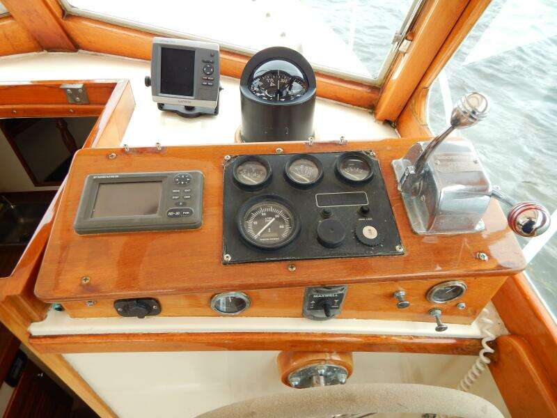 Nereid 29ft Dyer Yacht For Sale