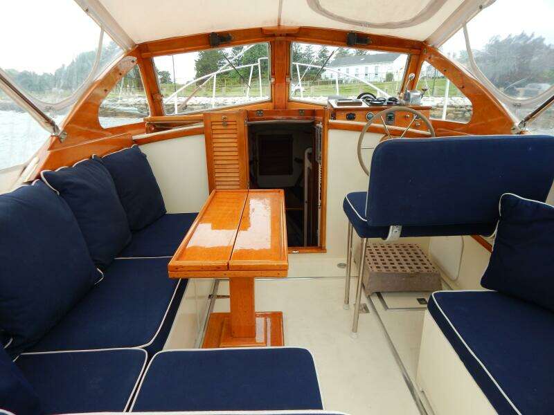 Nereid 29ft Dyer Yacht For Sale